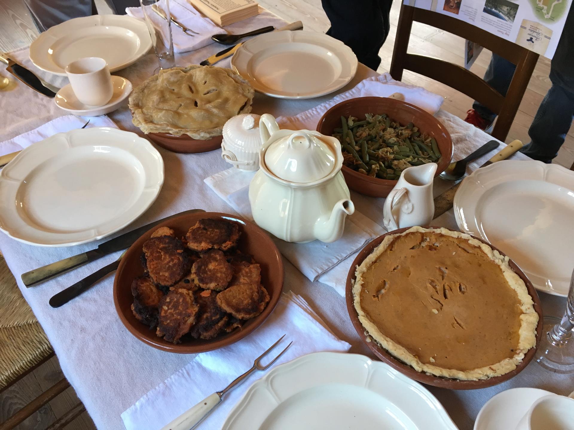 Farmhouse table setting