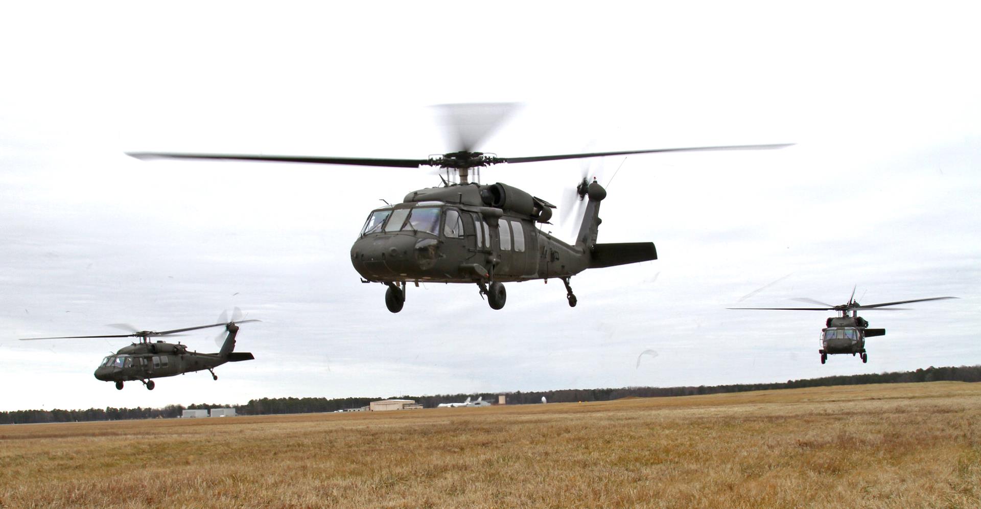 UH-60 Black Hawk Flyover_Virginia Army National Guard photo