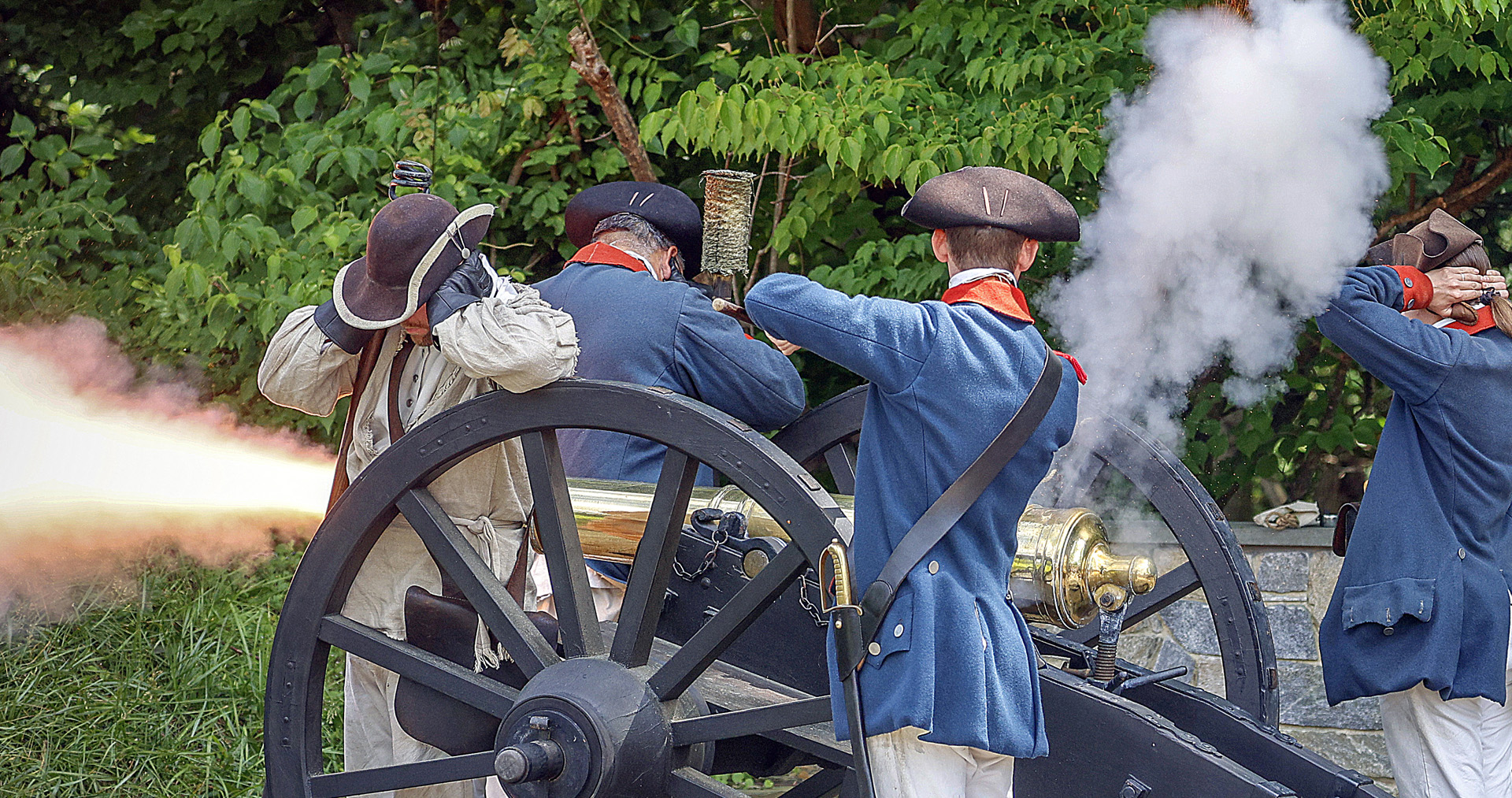 American Revolution Museum at Yorktown artillery firing_Image courtesy of Visit Williamsburg